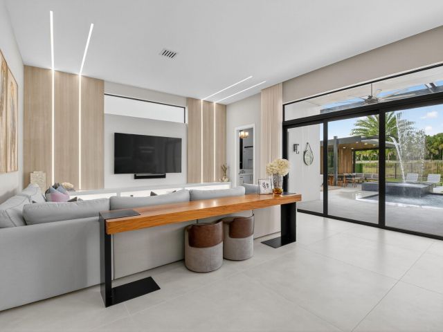 Продажа дома по адресу 9083 Benedetta Place - фото 6809179