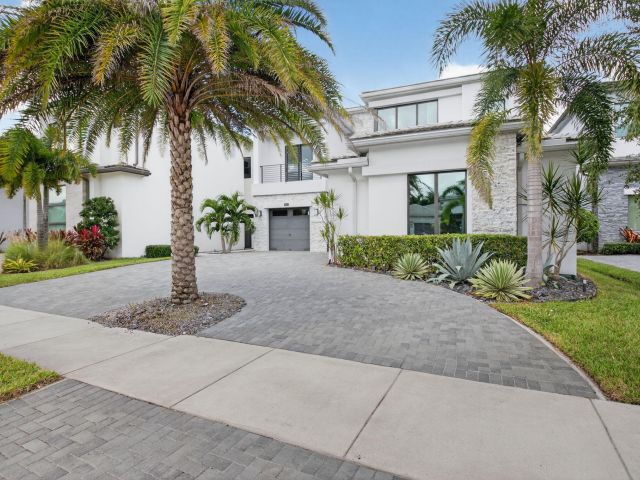 Продажа дома по адресу 9083 Benedetta Place - фото 6809190