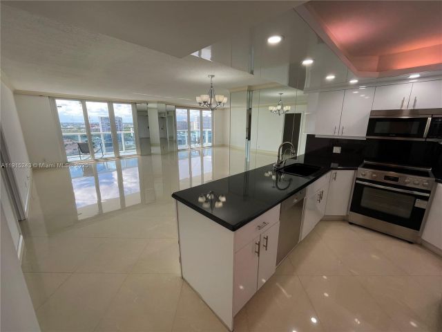 Продажа квартиры #1823 - фото 6797938