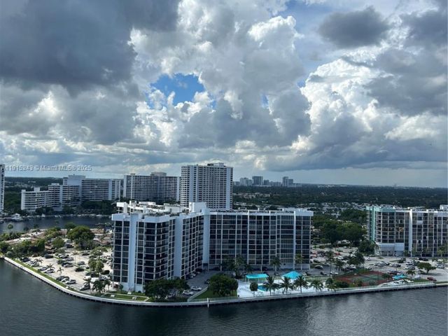 Продажа квартиры #1823 - фото 6797942