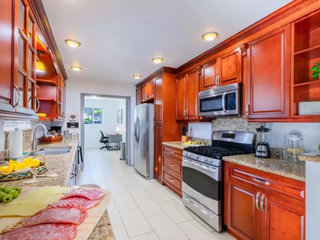 Дом в аренду по адресу 312 N Luna Ct 0 - фото 6794502