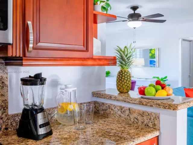 Дом в аренду по адресу 312 N Luna Ct 0 - фото 6794503