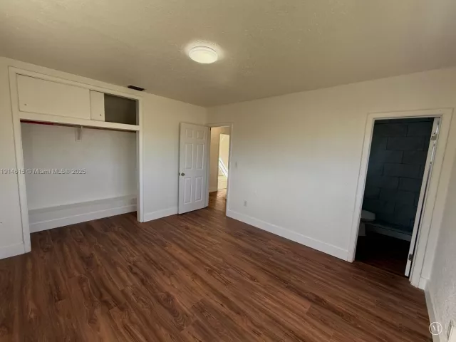 Дом в аренду по адресу 1430 NW 176th Ter - фото 6794597