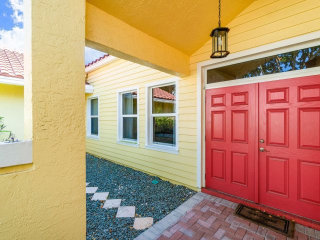 Продажа дома по адресу 2652 NW 49th Street - фото 6830499