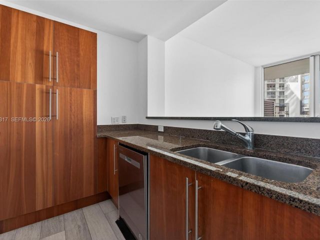 Продажа квартиры #T-2407 - фото 7429968