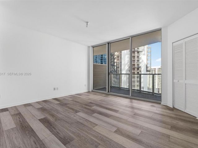 Продажа квартиры #T-2407 - фото 7429972