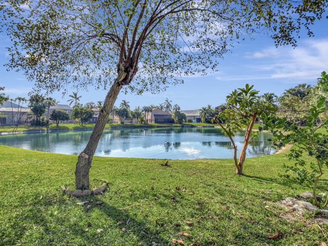 Дом в аренду по адресу 11420 Coral Bay Drive - фото 6797519
