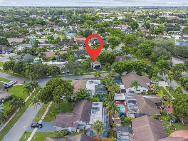 Продажа дома по адресу 1620 NW 118th Avenue - фото 6809505