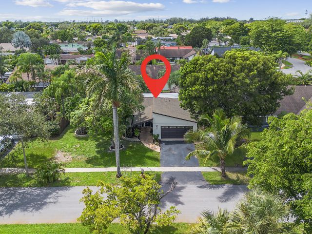 Продажа дома по адресу 1620 NW 118th Avenue - фото 6809509