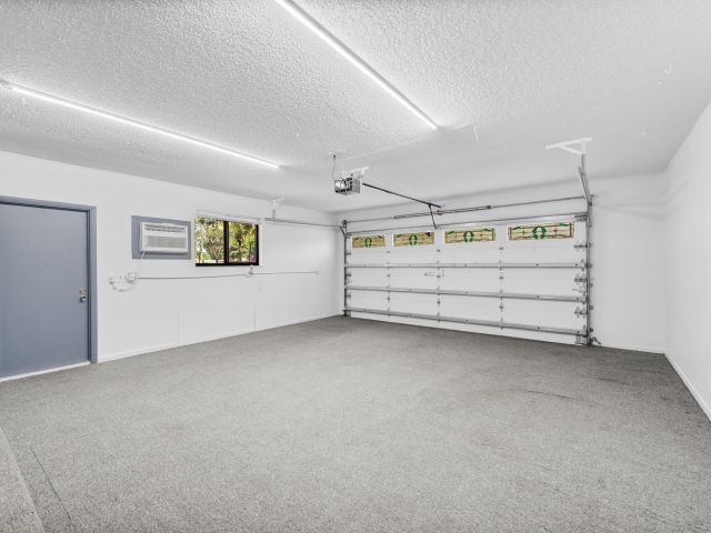 Продажа дома по адресу 1620 NW 118th Avenue - фото 6809510