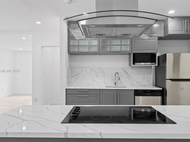 Продажа дома по адресу 760 NW 126th St - фото 6795614