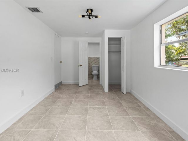 Продажа дома по адресу 760 NW 126th St - фото 6795617