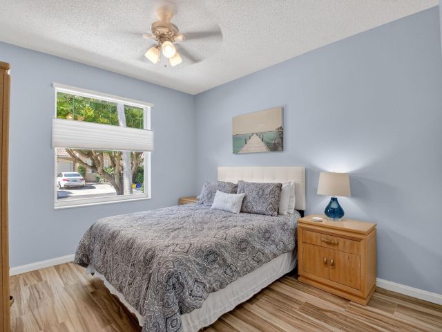 Дом в аренду по адресу 235 Coral Trace Lane - фото 6798465