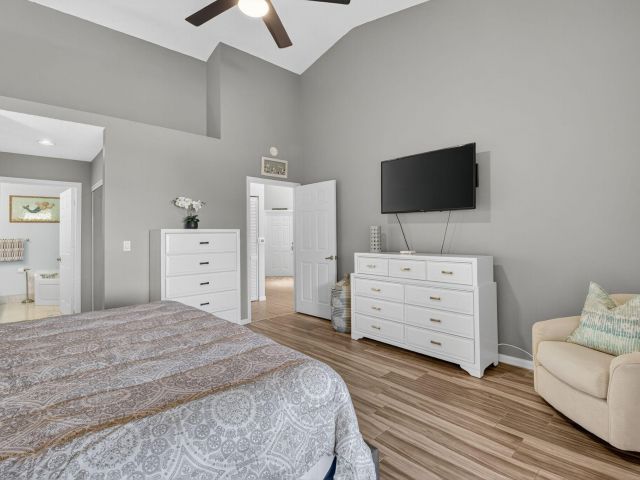 Дом в аренду по адресу 235 Coral Trace Lane - фото 6798470