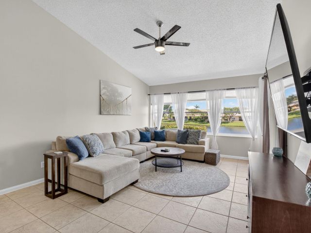 Дом в аренду по адресу 235 Coral Trace Lane - фото 6798479