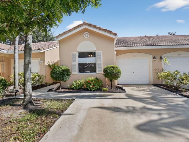 Дом в аренду по адресу 235 Coral Trace Lane - фото 6798483