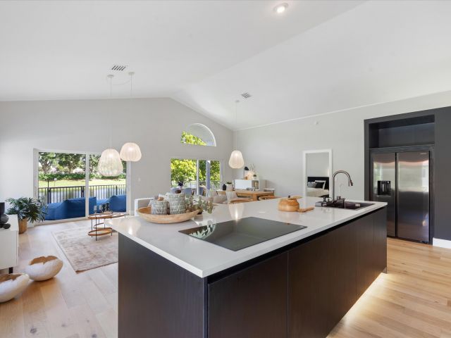 Продажа дома по адресу 21767 Philmont Court - фото 6809258