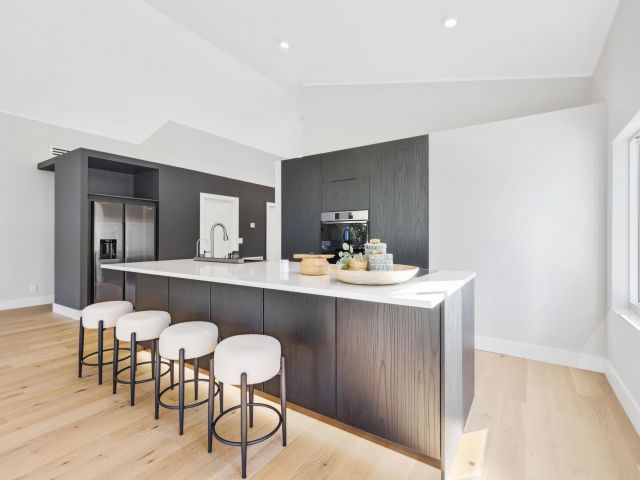 Продажа дома по адресу 21767 Philmont Court - фото 6809259