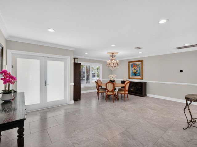 Продажа дома по адресу 885 Nafa Drive - фото 6830417