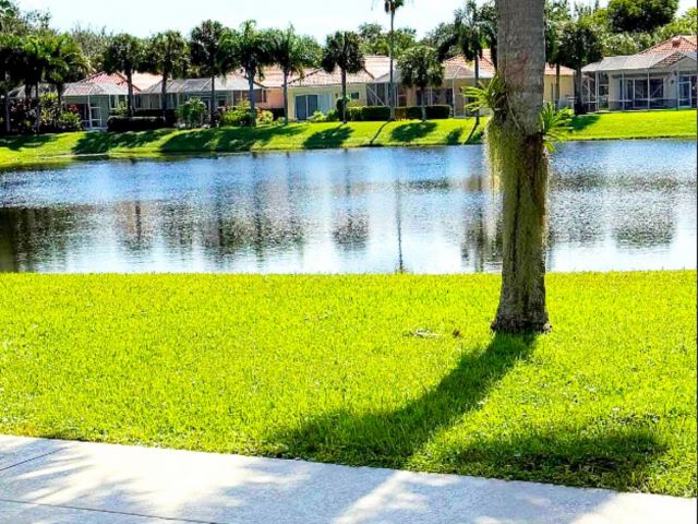 Дом в аренду по адресу 4784 Blossom Drive - фото 6798502