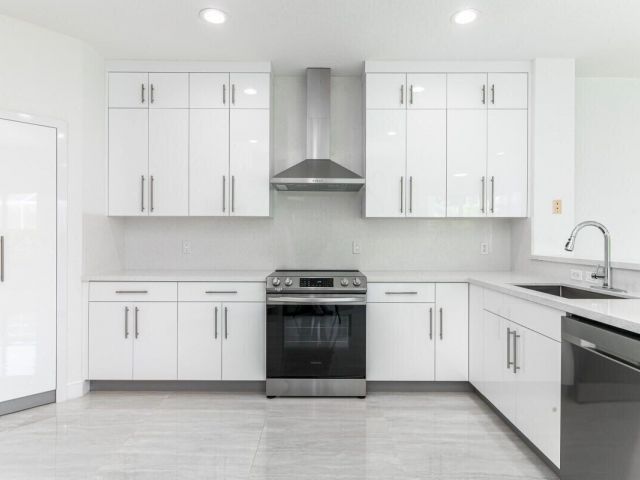 Продажа дома по адресу 10879 Handel Place - фото 6808997