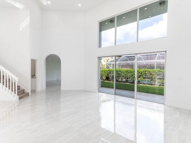 Продажа дома по адресу 10879 Handel Place - фото 6808999