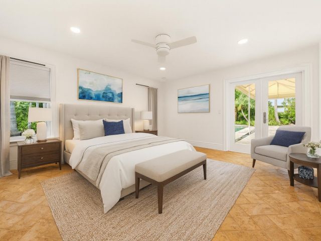 Продажа дома по адресу 14 NW 24th Street - фото 6822376