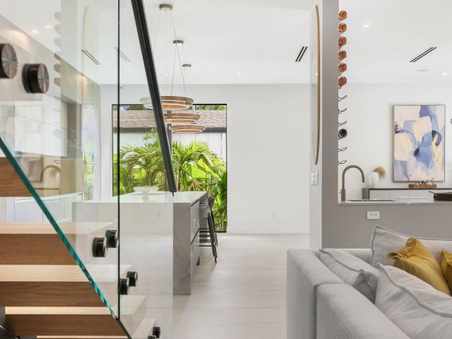 Продажа дома по адресу 1504 NE 6th Street - фото 6803718