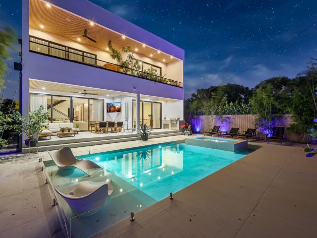 Продажа дома по адресу 1504 NE 6th Street - фото 6803733