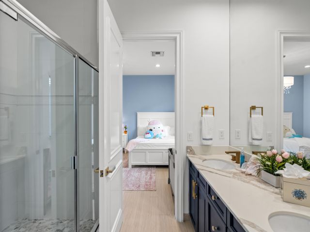 Продажа дома по адресу 17894 Monte Vista Drive - фото 6830465