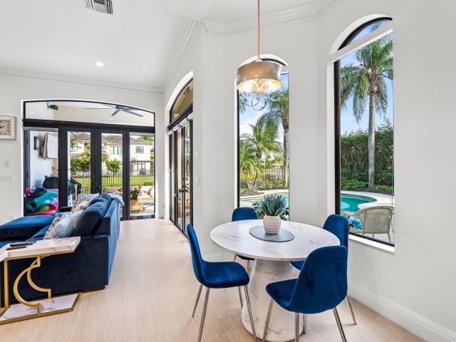 Продажа дома по адресу 17894 Monte Vista Drive - фото 6830473