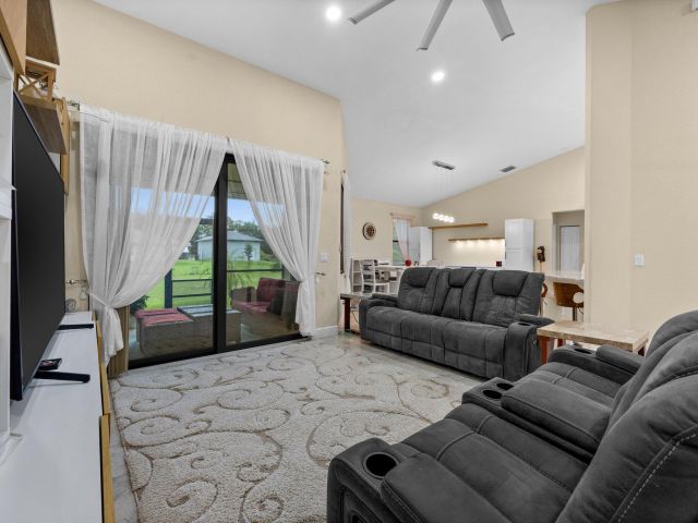 Продажа дома по адресу 13395 59th Court N - фото 6795432