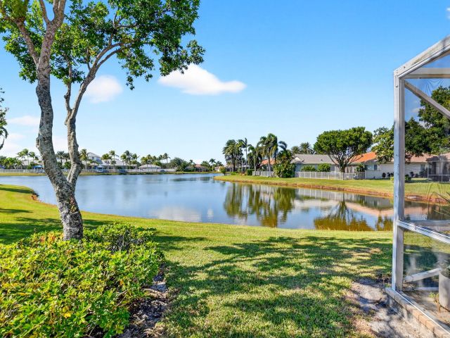 Дом в аренду по адресу 2245 Sapphire Circle - фото 6808553