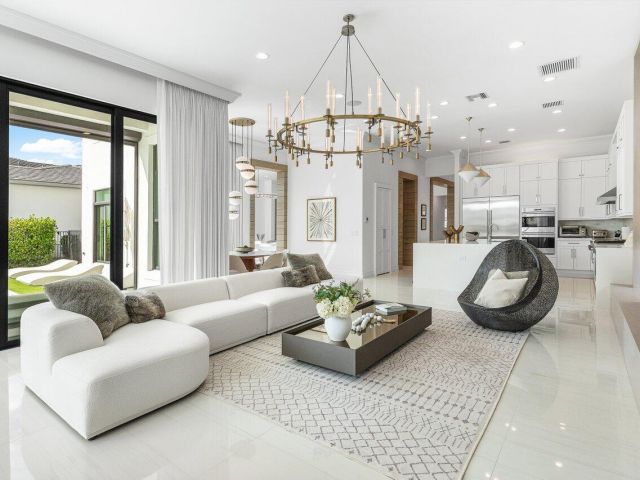 Продажа дома по адресу 9276 Biaggio Road - фото 6830679