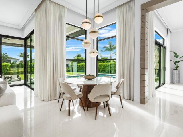 Продажа дома по адресу 9276 Biaggio Road - фото 6830681