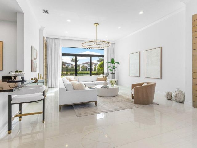 Продажа дома по адресу 9276 Biaggio Road - фото 6830692