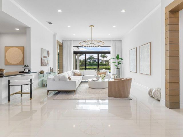 Продажа дома по адресу 9276 Biaggio Road - фото 6830693