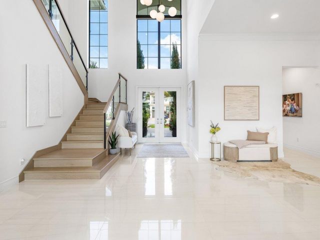 Продажа дома по адресу 9276 Biaggio Road - фото 6830694