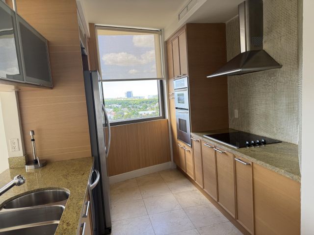 Квартира в аренду номер#1004 - фото 6799258