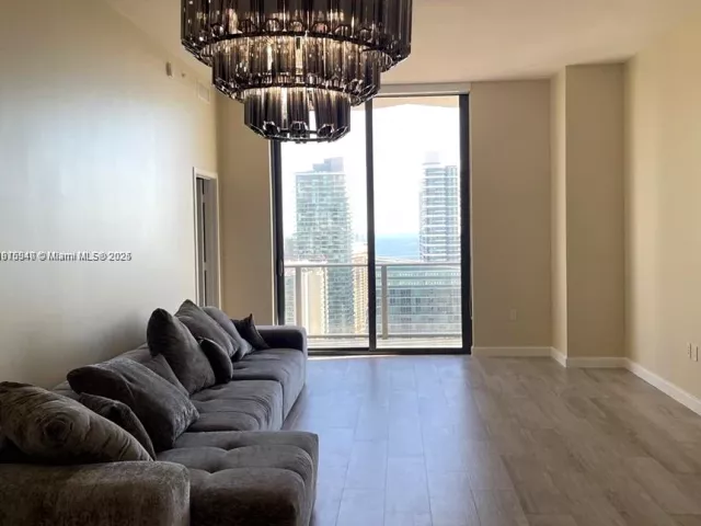 Квартира в аренду номер4304 - фото 6797832