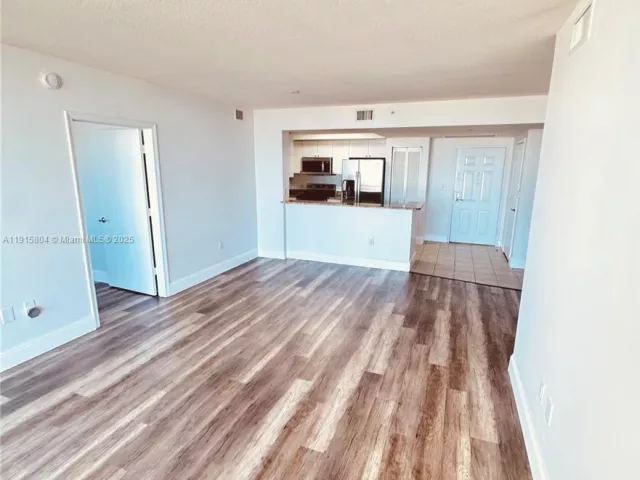 Продажа квартиры #2310 - фото 6801002