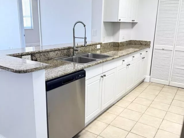 Продажа квартиры #2310 - фото 6801004