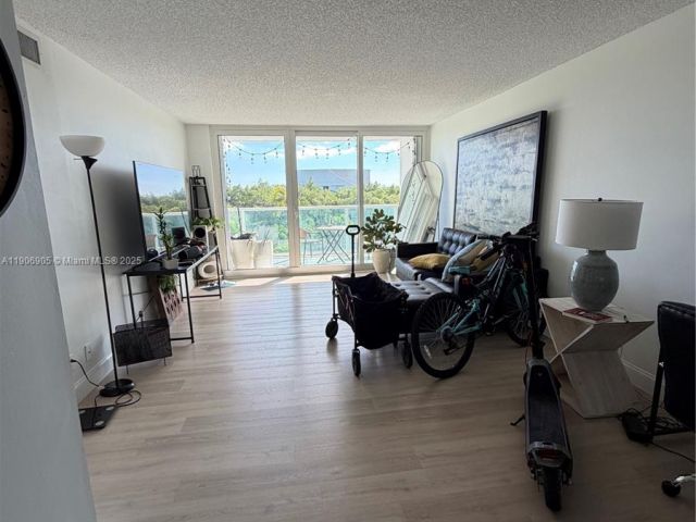 Продажа квартиры #425 - фото 6798229