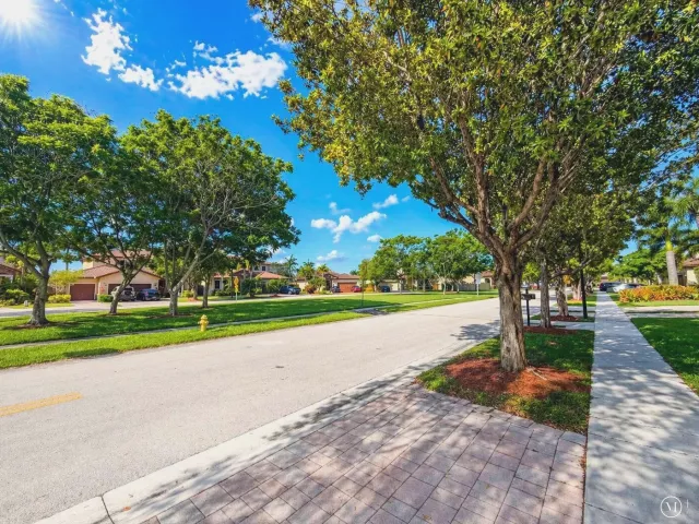Продажа дома по адресу 3663 SE 2nd Drive - фото 8862747