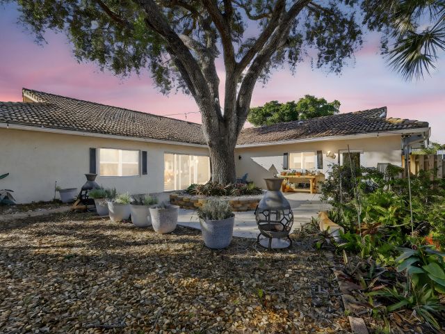 Продажа дома по адресу 7598 W Country Club Boulevard - фото 6814252