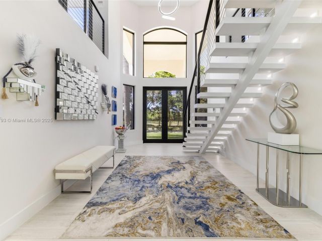 Продажа дома по адресу 6220 SW 144th St - фото 7535502