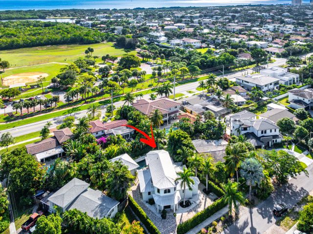 Дом в аренду по адресу 1500 NE 4th Court - фото 6798402