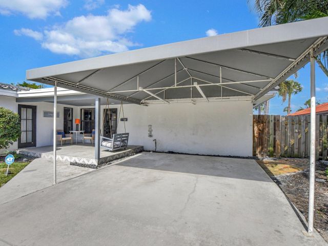 Дом в аренду по адресу 801 SW 5th Street - фото 6809361