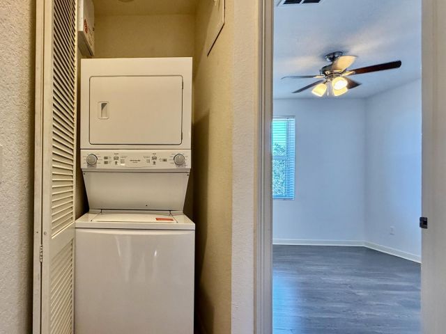 Дом в аренду по адресу 870 Marina Del Ray Lane 4 - фото 6808385