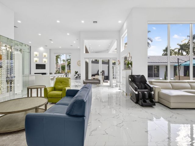 Продажа дома по адресу 2673 NW 64th Boulevard - фото 6814533